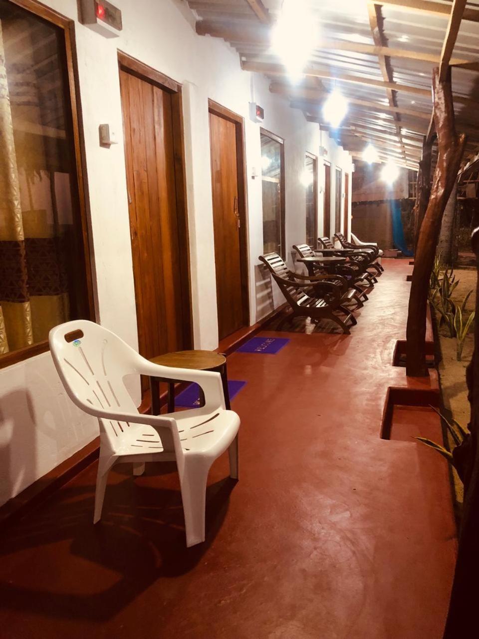 Nilaveli Sheen Coast Trincomalee Exterior foto